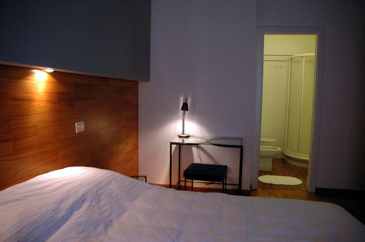 B&B Bed And Business Rom Exteriör bild